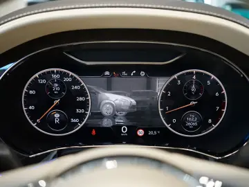Flying Spur V8*MULLINER*CARBON Ex*170.083€ NETTO