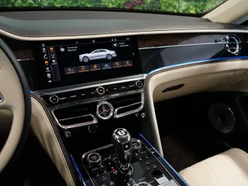 Flying Spur V8*MULLINER*CARBON Ex*170.083€ NETTO