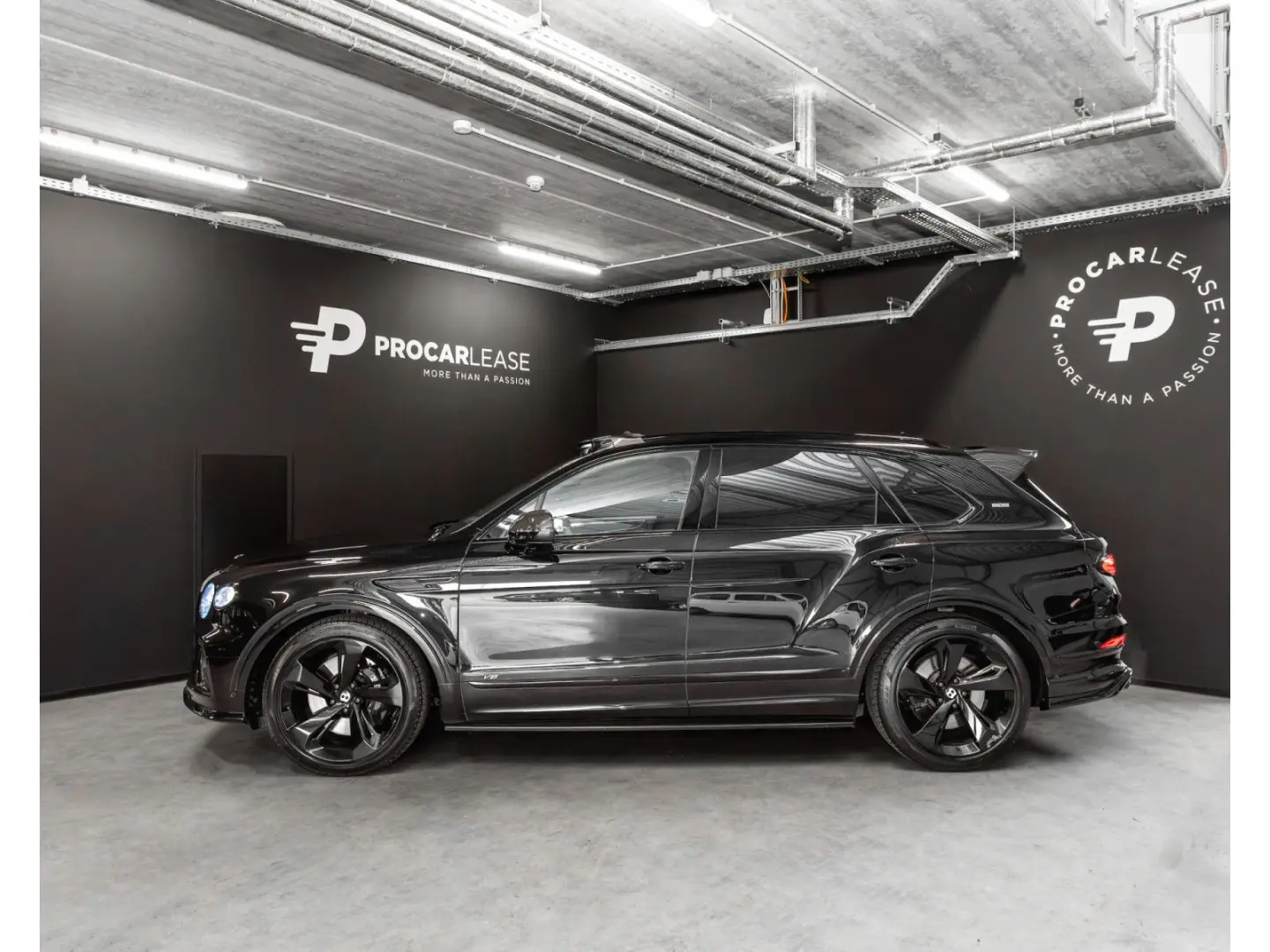 Bentayga V8 FIRST EDITION **STARTECH**LED/MULLIN