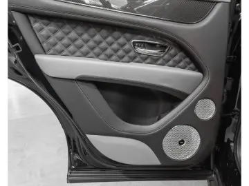 Bentayga V8 FIRST EDITION **STARTECH**LED/MULLIN