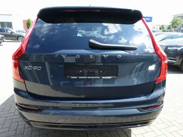 XC90 Recharge Plus Dark T8 AWD/AHK/Pano/360°/H&K