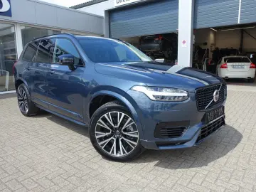 XC90 Recharge Plus Dark T8 AWD/AHK/Pano/360°/H&K