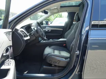 XC90 Recharge Plus Dark T8 AWD/AHK/Pano/360°/H&K