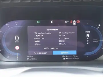 XC90 Recharge Plus Dark T8 AWD/AHK/Pano/360°/H&K