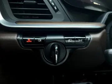 PORSCHE 911 CARRERA 4S CABRIOLET PDK!