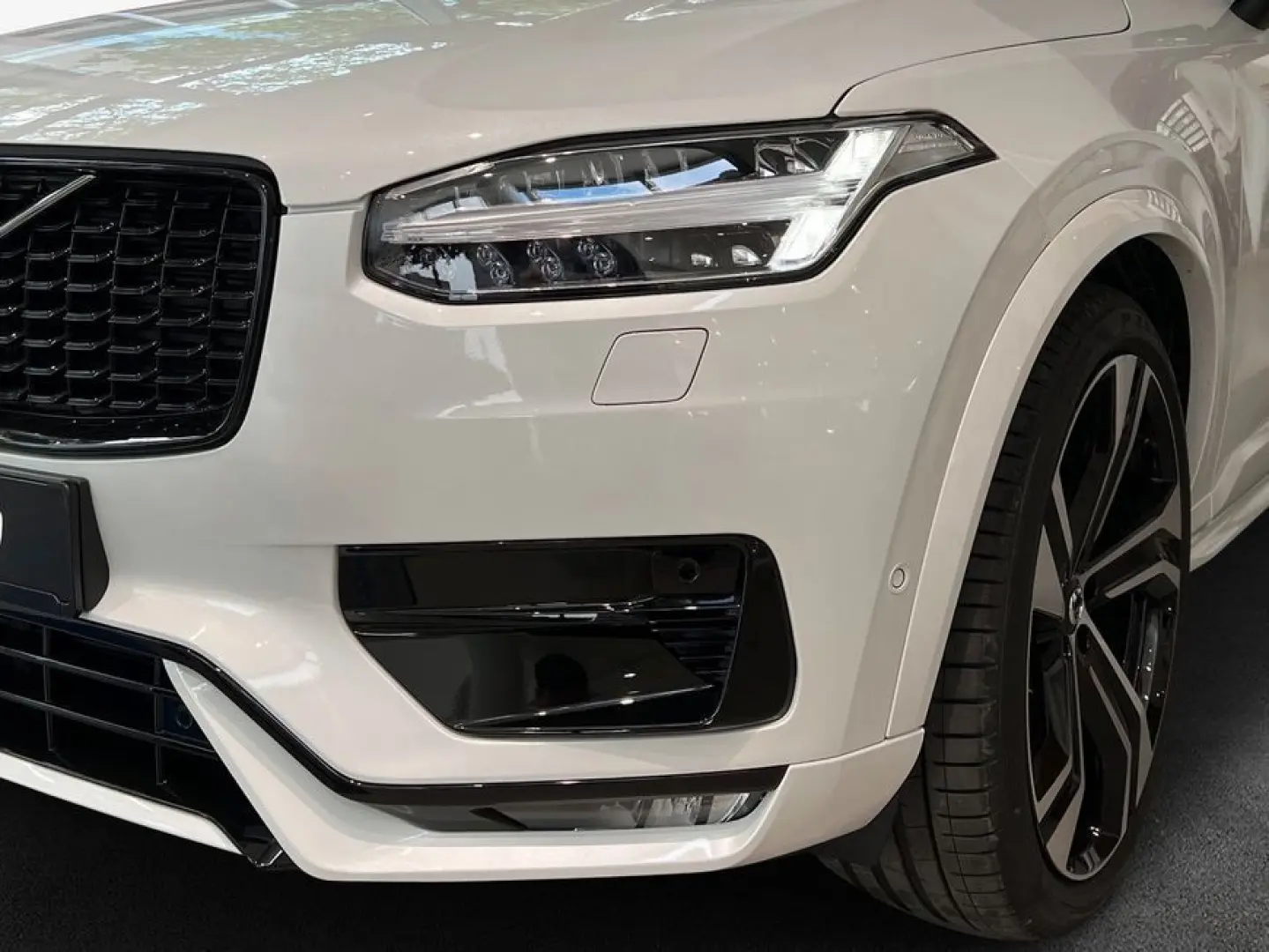 XC90 B5 AWD Ultimate-Dark 7S/ 22