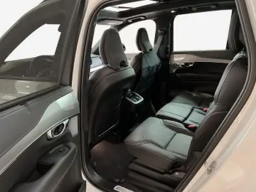 XC90 B5 AWD Ultimate-Dark 7S/ 22