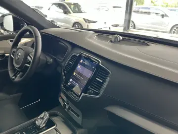 XC90 T8 Ultimate Dark Recharge AWD B&W 360