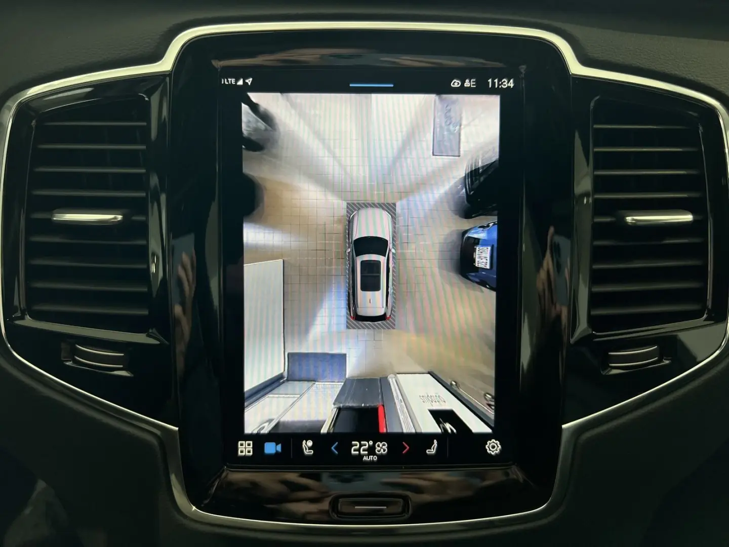 XC90 T8 Ultimate Dark Recharge AWD B&W 360
