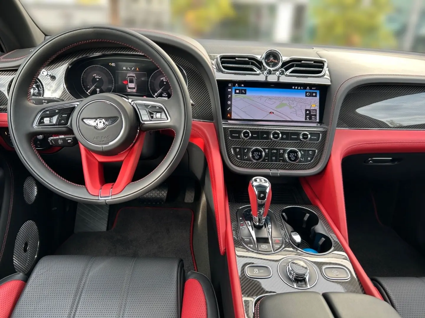 Bentayga V8 / Lackierung Matt / Vollausstattung