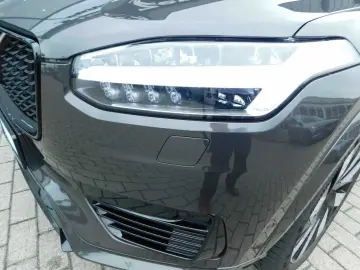 XC90 Plug-In-Hybrid T8 AWD Recharge Ultimate Dar