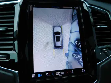 XC90 Plug-In-Hybrid T8 AWD Recharge Ultimate Dar