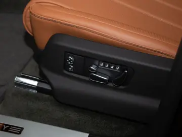 Bentayga 4.0 V8 *Front Seat Comfort*Mood Light*