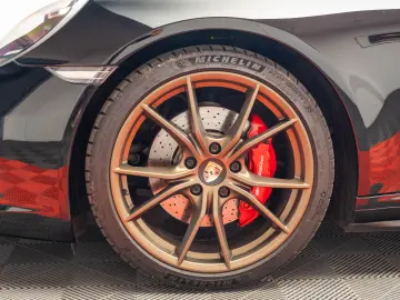 Porsche Targa 4s