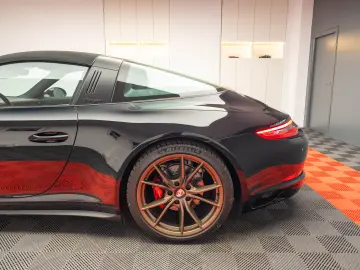Porsche Targa 4s