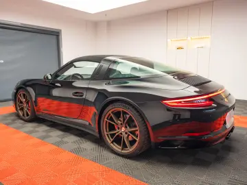Porsche Targa 4s