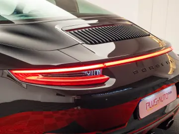 Porsche Targa 4s