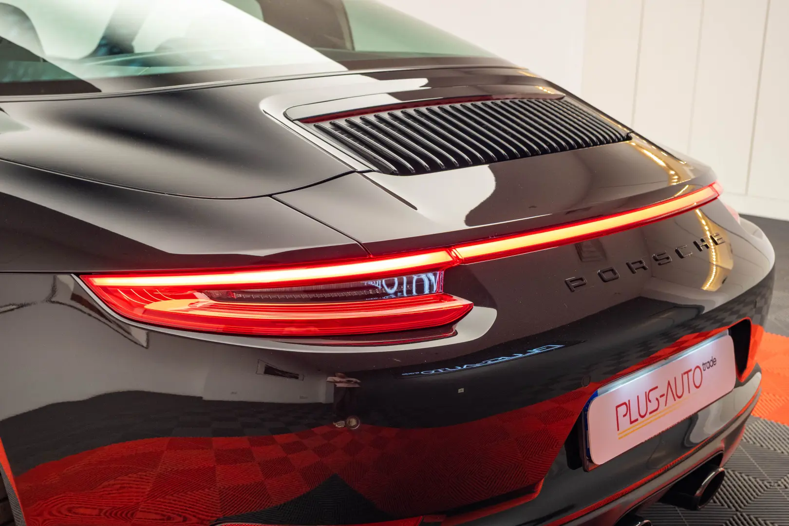 Porsche Targa 4s