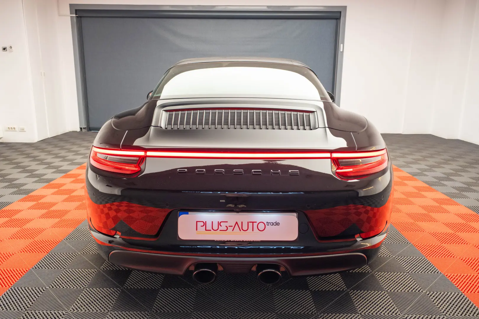 Porsche Targa 4s