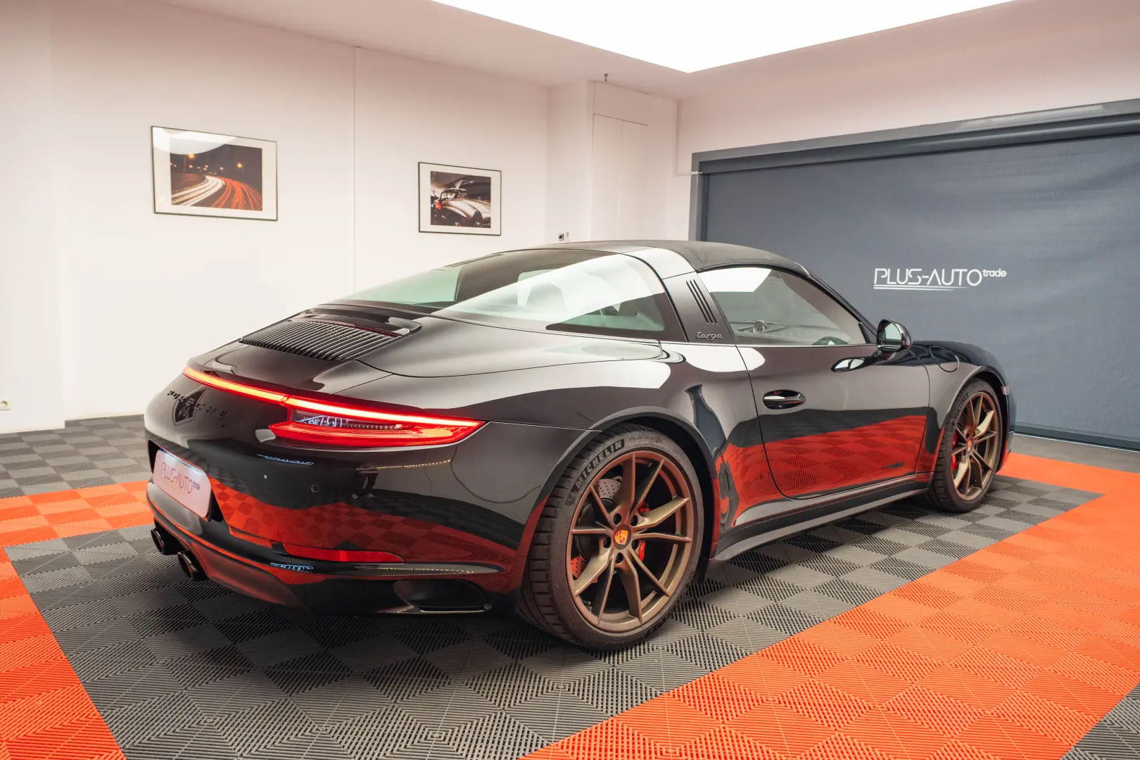 Porsche Targa 4s
