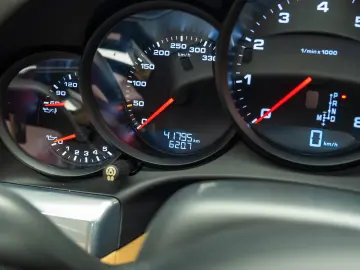 Porsche Targa 4s