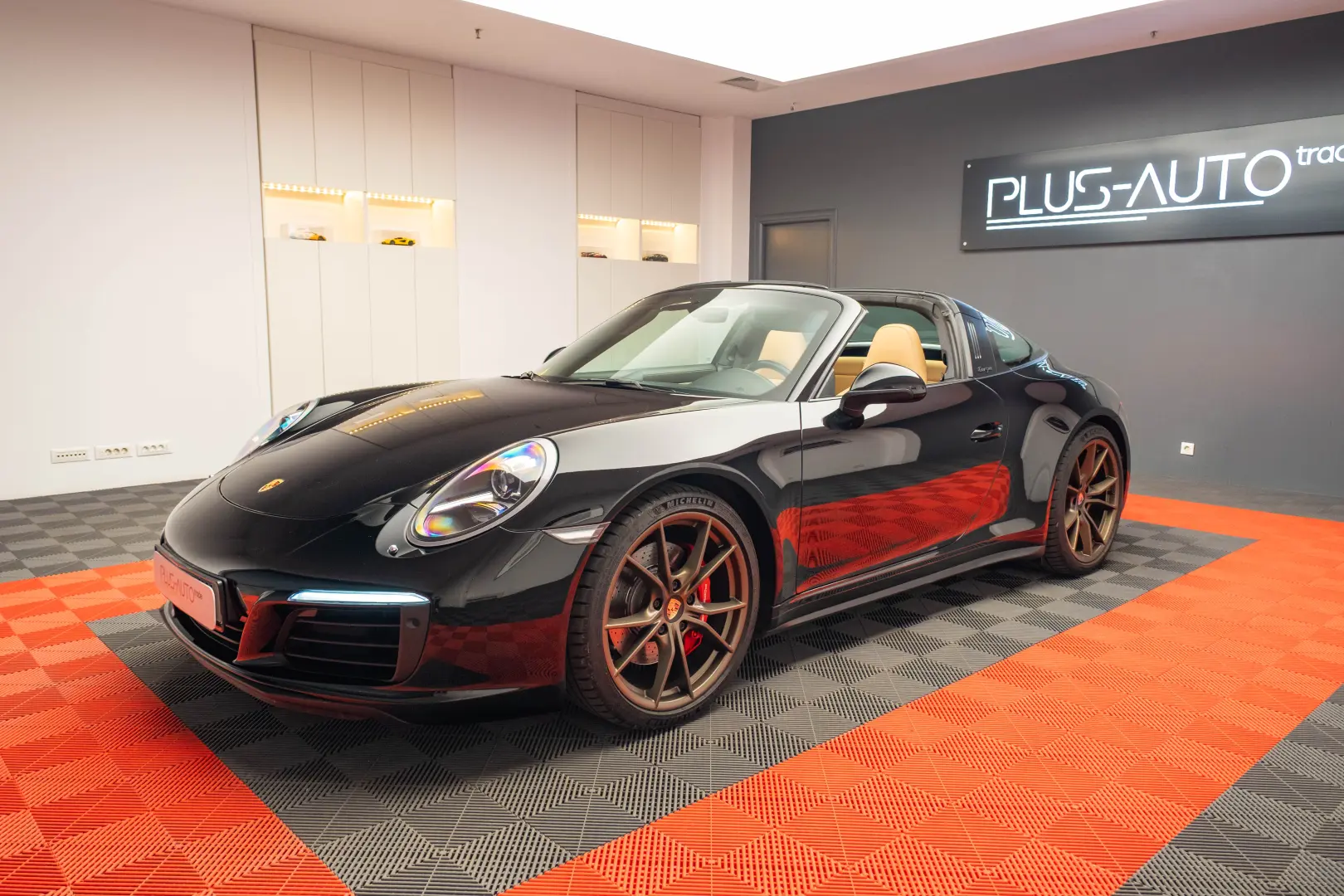 Porsche Targa 4s