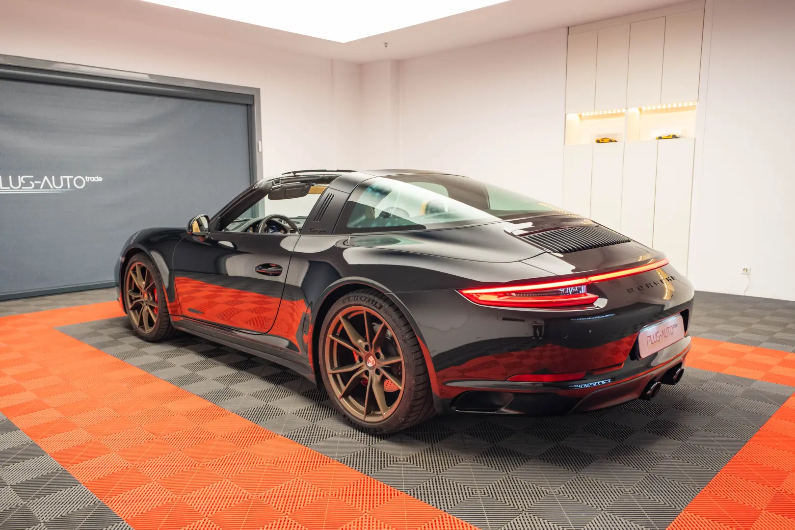 Porsche Targa 4s