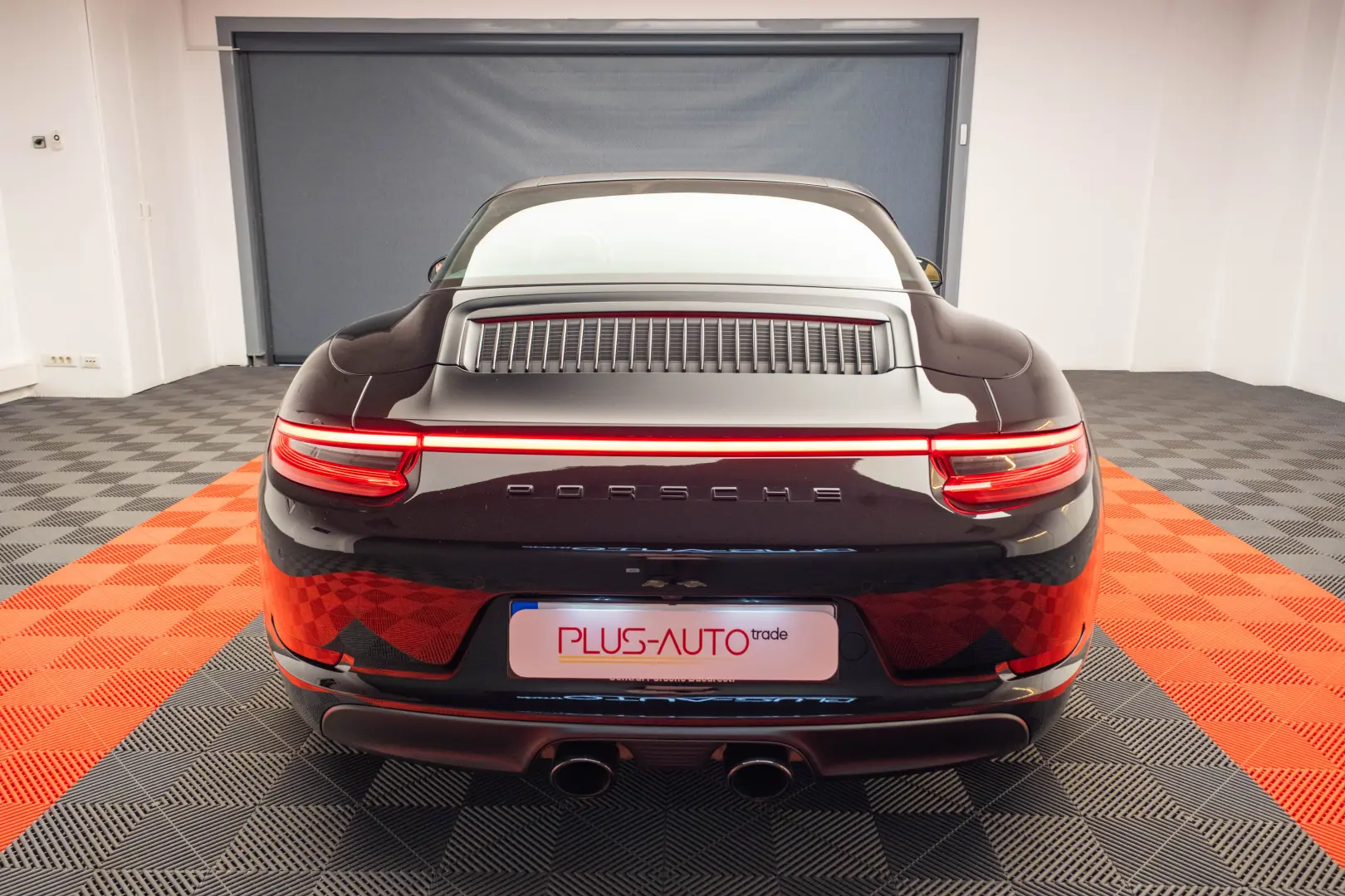 Porsche Targa 4s