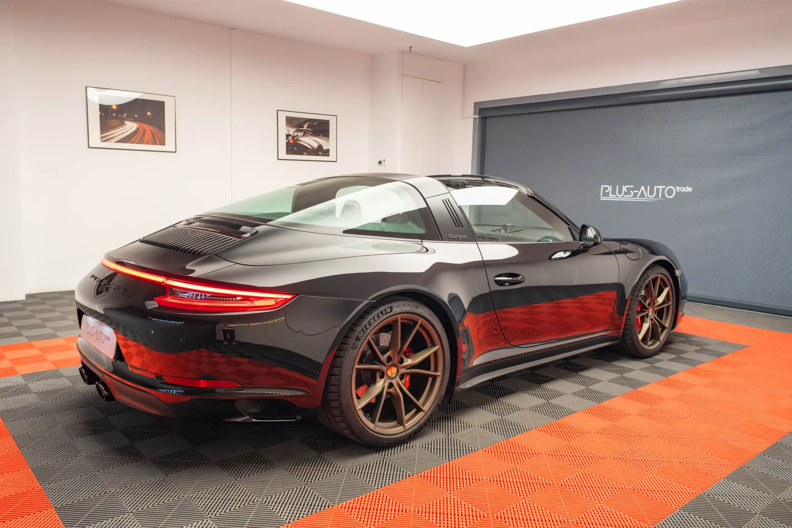 Porsche Targa 4s