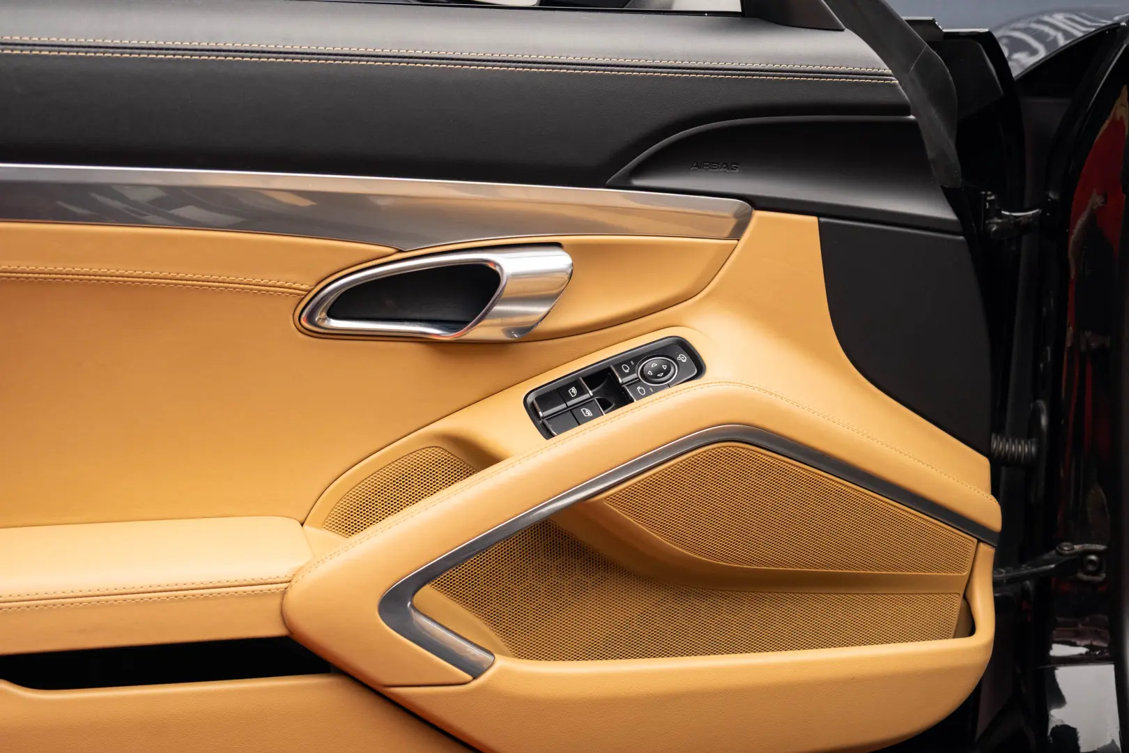 Porsche Targa 4s