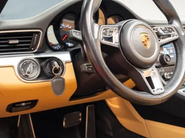Porsche Targa 4s