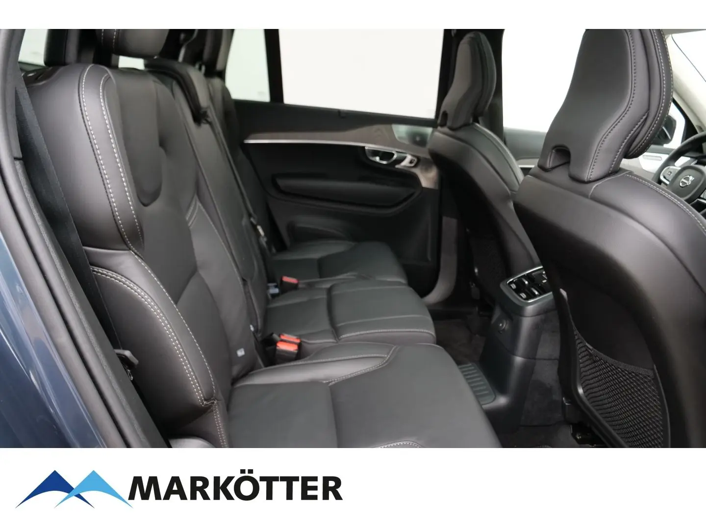 XC90 T8 AWD Recharge Ultra Dark 7-Sitzer PANO/