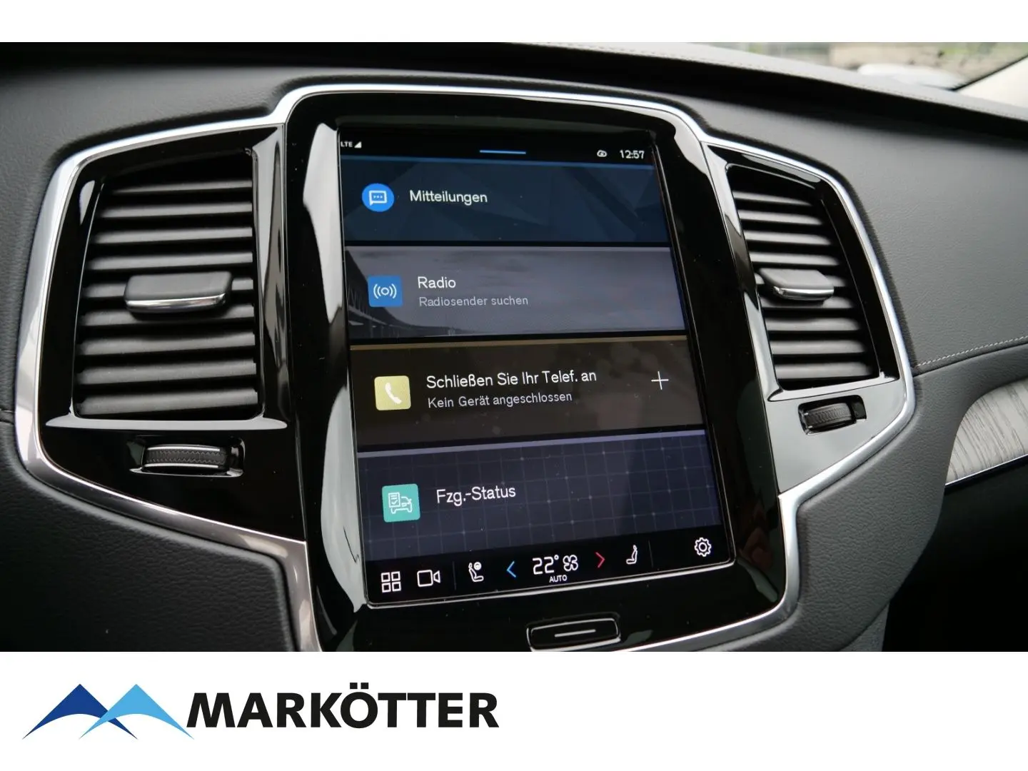 XC90 T8 AWD Recharge Ultra Dark 7-Sitzer PANO/