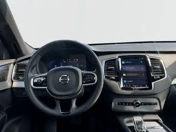 XC90 B5 Diesel AWD Plus Dark 7-Sitzer 22'' AHK S