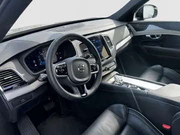 XC90 B5 Diesel AWD Plus Dark 7-Sitzer 22'' AHK S