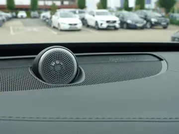 XC90 Recharge Ultimate T8 AWD/Pano/360°/B&W/Ventilation S