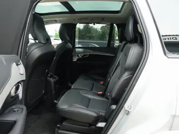 XC90 Ultra Dark T8 AWD Plug-in Hybrid/B&W/Massag