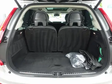 XC90 Ultra Dark T8 AWD Plug-in Hybrid/B&W/Massag