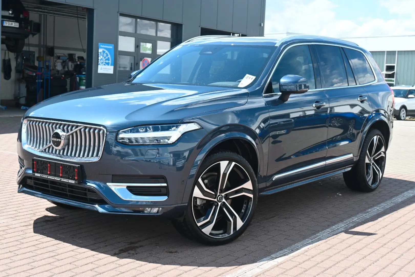 XC90 B5  Bright *360*H/K*STHZ*LUFT*AHK*7S*PANO