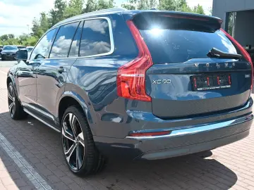 XC90 B5  Bright *360*H/K*STHZ*LUFT*AHK*7S*PANO