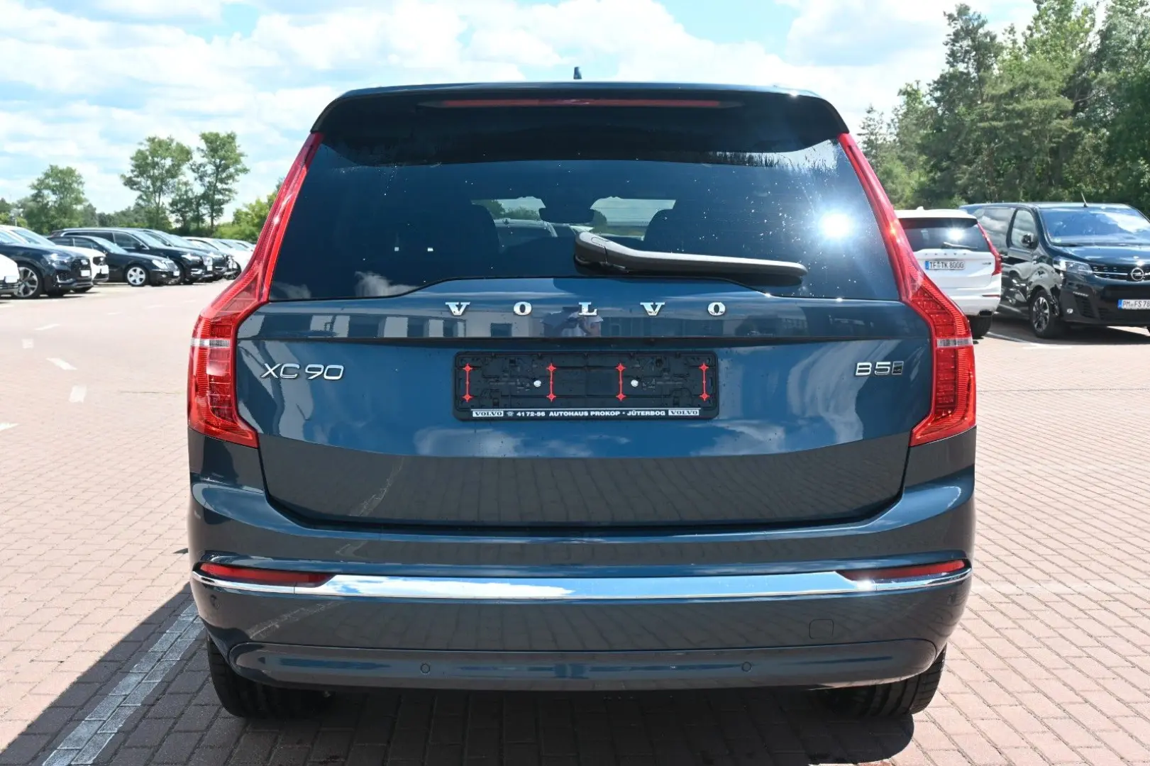 XC90 B5  Bright *360*H/K*STHZ*LUFT*AHK*7S*PANO