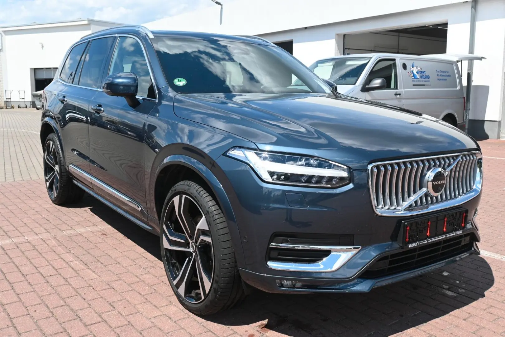 XC90 B5  Bright *360*H/K*STHZ*LUFT*AHK*7S*PANO