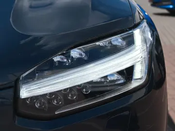 XC90 B5  Bright *360*H/K*STHZ*LUFT*AHK*7S*PANO