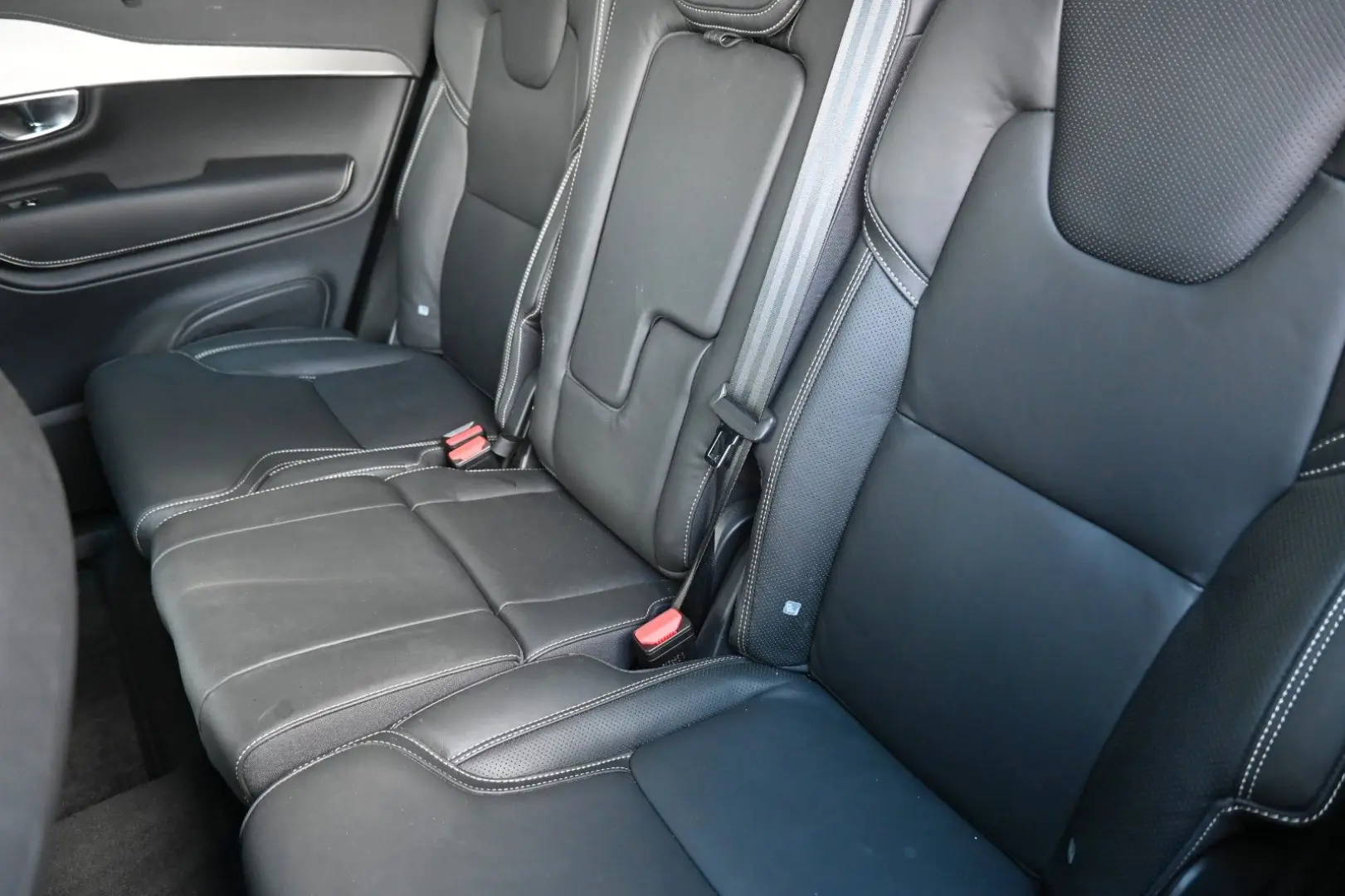 XC90 B5  Bright *360*H/K*STHZ*LUFT*AHK*7S*PANO