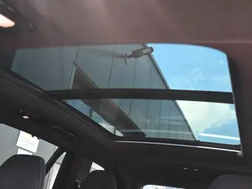 XC90 B5  Bright *360*H/K*STHZ*LUFT*AHK*7S*PANO