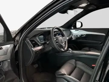XC90 T8 AWD Recharge Ultimate-Dark Glasd Luftf B