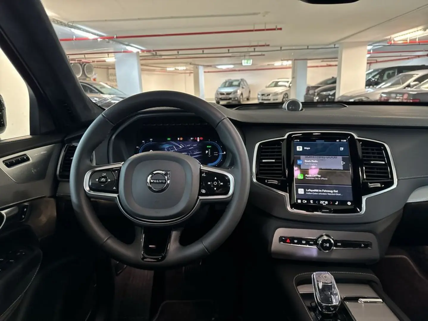 XC90 T8 AWD Recharge Ultimate-Dark Glasd Luftf B