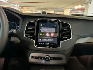XC90 T8 AWD Recharge Ultimate-Dark Glasd Luftf B