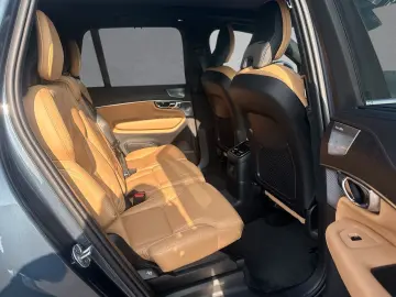 XC90 T8 AWD Recharge Ultimate Bright 7-Sitzer SD