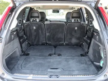 XC90 T8 Ultimate Dark Recharge Plug-In Hybrid AW